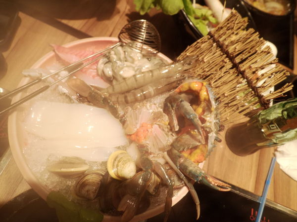【新北 新莊站 輔大站】八雲町和牛海鮮鍋物 火鍋 壽喜燒 日式料理 @貝大小姐的多元心宇宙