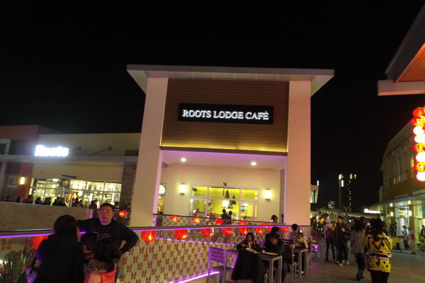 【桃園 高鐵桃園站】Roots Café 華泰名品城 @貝大小姐的多元心宇宙