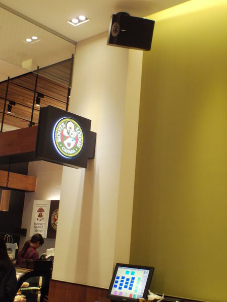 【桃園 高鐵桃園站】Roots Café 華泰名品城 @貝大小姐的多元心宇宙