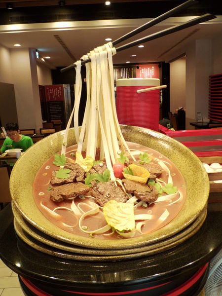 【台北 國父紀念館站】小熟成牛肉麵 @貝大小姐的多元心宇宙