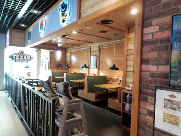 【台北 市府站】Texas Roadhouse Taiwan 德州鮮切牛排 微風松高店 @貝大小姐的多元心宇宙