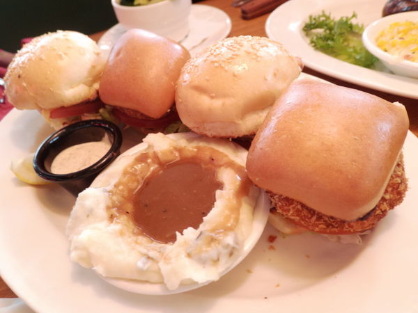 【台北 市府站】Texas Roadhouse Taiwan 德州鮮切牛排 微風松高店 @貝大小姐的多元心宇宙