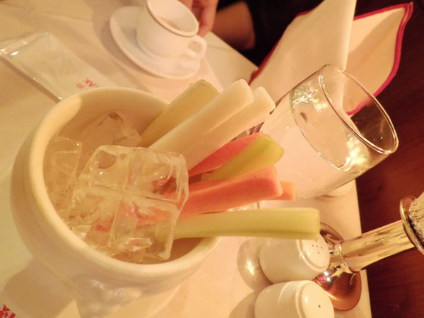 【台北 南京三民站】紅屋牛排館 南京東路店 @貝大小姐的多元心宇宙