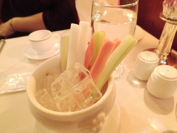 【台北 南京三民站】紅屋牛排館 南京東路店 @貝大小姐的多元心宇宙