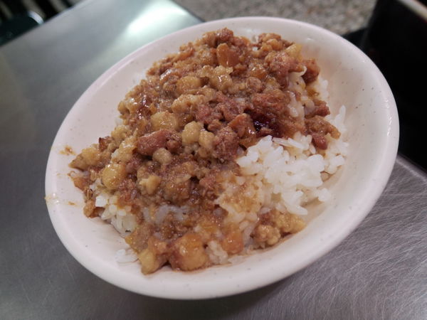 【花蓮 花師街】無名滷肉飯、肉焿 花師街23號 @貝大小姐的多元心宇宙