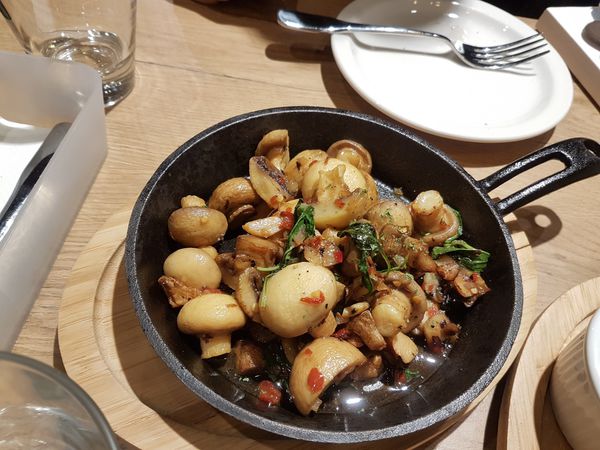 【台北 大湖公園站美食】Triple Cafe @貝大小姐的多元心宇宙