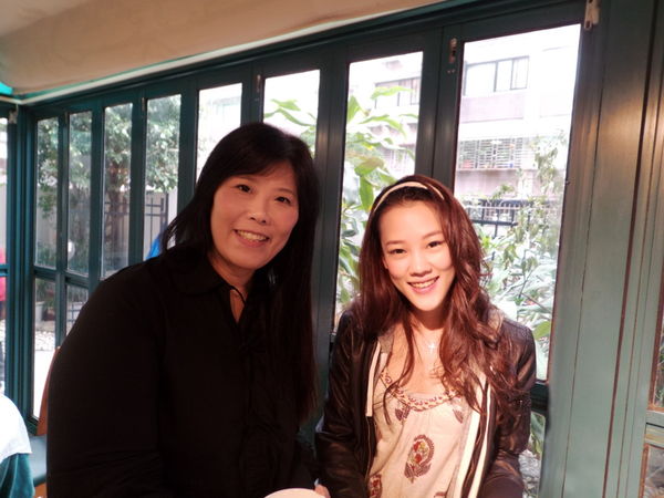 【台北 忠孝敦化站美食】圍爐酸菜白肉火鍋 @貝大小姐的多元心宇宙