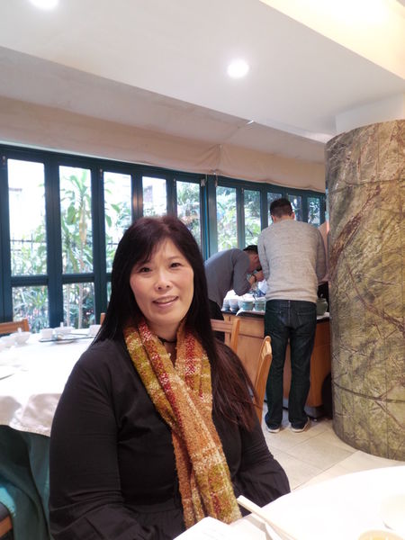 【台北 忠孝敦化站美食】圍爐酸菜白肉火鍋 @貝大小姐的多元心宇宙