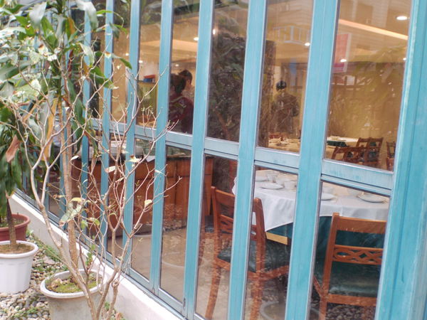【台北 忠孝敦化站美食】圍爐酸菜白肉火鍋 @貝大小姐的多元心宇宙
