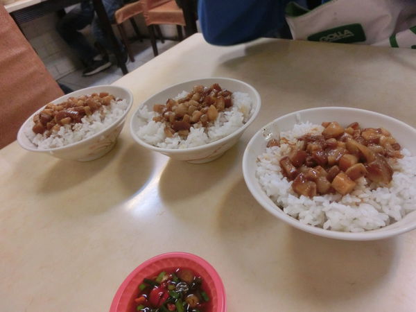 【高雄 前鎮區美食】品深海魚湯 光華店 @貝大小姐的多元心宇宙
