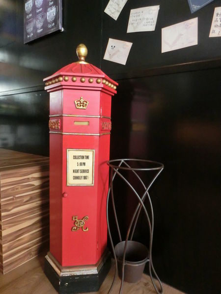 【高雄 凹子底站美食】霍克伯爵 EARL HAWK @貝大小姐的多元心宇宙