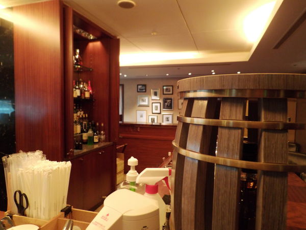 【台北 南京復興站美食】邱吉爾爵士雪茄館 Churchill Cigar Lounge　台北威斯汀六福皇宮 @貝大小姐的多元心宇宙