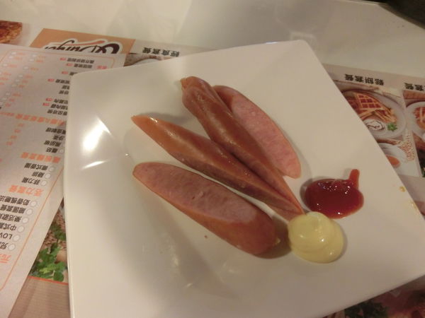 【新北 新埔站美食】Q Burger板橋四維店 @貝大小姐的多元心宇宙