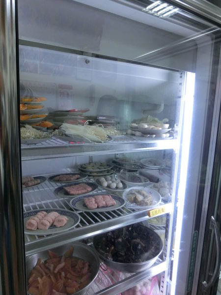 【台南 安平區美食】松大沙茶豬牛肉爐小吃店 慶平店 @貝大小姐的多元心宇宙