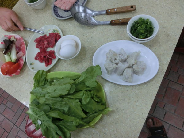 【台南 安平區美食】松大沙茶豬牛肉爐小吃店 慶平店 @貝大小姐的多元心宇宙
