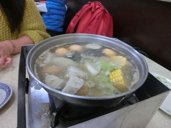 【台南 安平區美食】松大沙茶豬牛肉爐小吃店 慶平店 @貝大小姐的多元心宇宙
