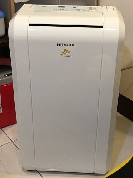 【家電用品開箱文】用紅利點數血拼的 日立除濕機 RD-12FS @貝大小姐的多元心宇宙