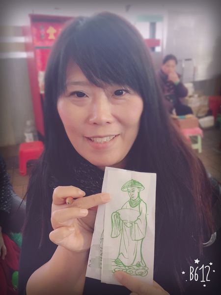 【香港 銅羅灣景點】鵝頸橋下打小人 @貝大小姐的多元心宇宙
