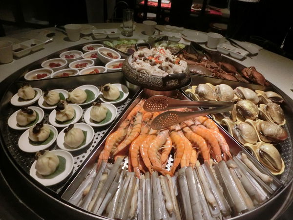 【台中 西區美食】炎香樓 巨籠宴 @貝大小姐的多元心宇宙