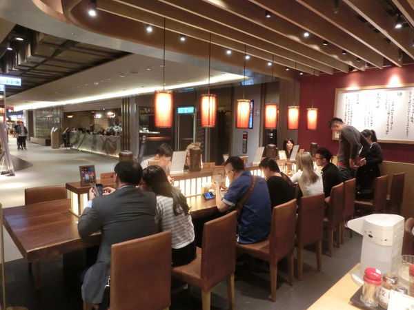 【台北 台北車站美食】誠屋拉麵 京站店 @貝大小姐的多元心宇宙