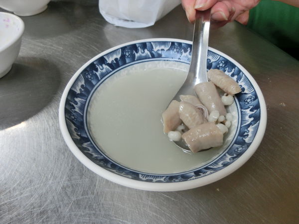 【台南 國華街三段美食】一味品碗粿 / 永樂米糕 / 金得春捲 / 龜龜毛毛泰國奶茶 @貝大小姐的多元心宇宙