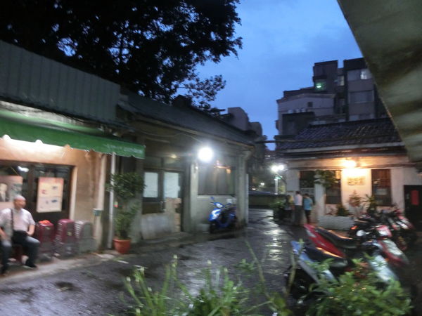 【台北 古亭站美食】台電勵進餐廳 @貝大小姐的多元心宇宙