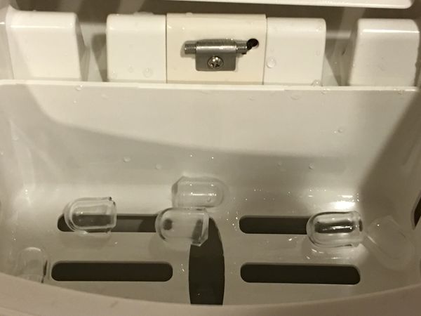 【小家電使用心得文】eNoska 義諾斯卡製冰機 ZB-18 @貝大小姐的多元心宇宙