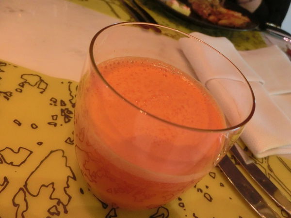 【台北 市府站美食】W Hotel The Kitchen Table 西餐廳 @貝大小姐的多元心宇宙