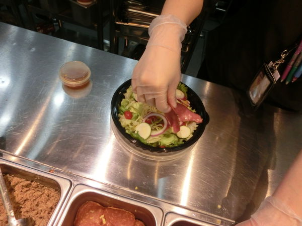 【台北 國父紀念館站美食】Plus Pizza @貝大小姐的多元心宇宙