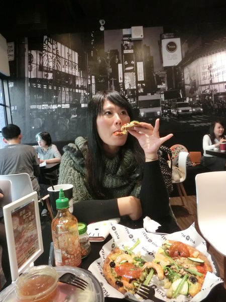 【台北 國父紀念館站美食】Plus Pizza @貝大小姐的多元心宇宙