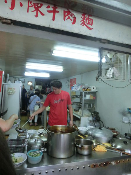 【台北 永春站美食】小陳牛肉麵 @貝大小姐的多元心宇宙