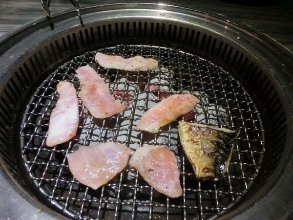 【台北 忠孝復興站美食】台北燒肉-好客燒烤-台北忠孝店 @貝大小姐的多元心宇宙
