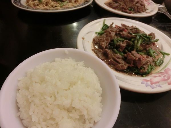 【台北 松江南京站美食】帝一沙茶牛羊肉 @貝大小姐的多元心宇宙