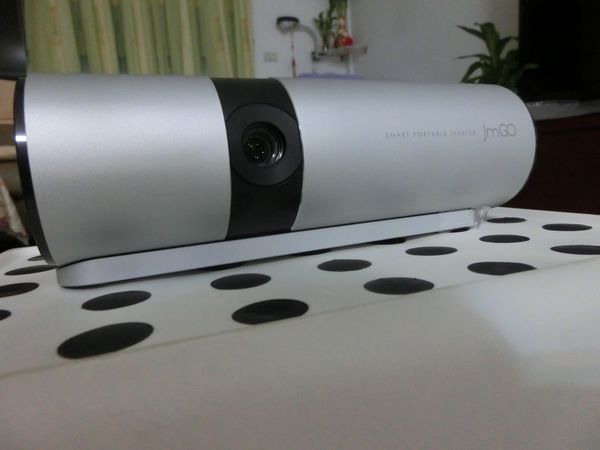 【3C影音產品開箱文】JmGO 堅果 P2超微型全高清投影機 @貝大小姐的多元心宇宙