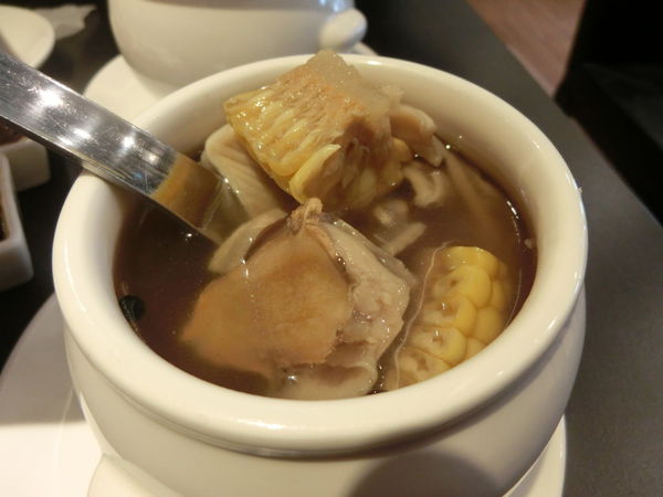 【新北 新莊站美食】蒸豐吃處 新莊中正店-已歇業 @貝大小姐的多元心宇宙