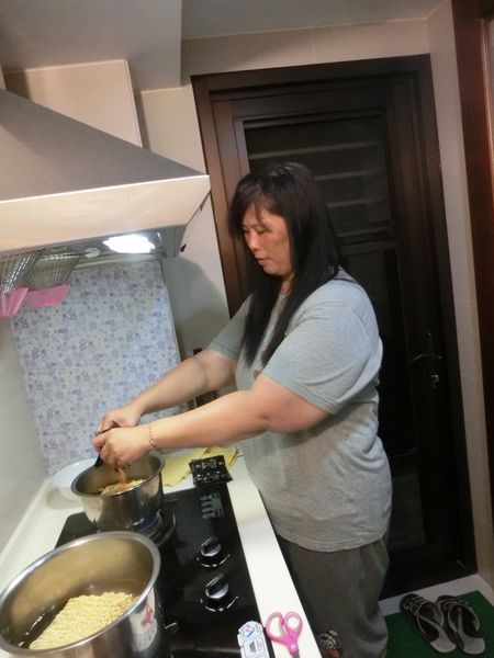 【網購美食】龍蝦風味馬鈴薯泡麵 @貝大小姐的多元心宇宙