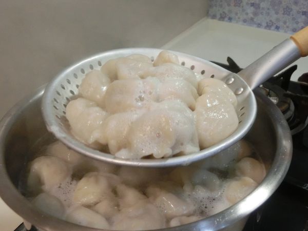 【網購美食】蔥媽媽爆汁手工水餃 &#038; 情人果冰 @貝大小姐的多元心宇宙