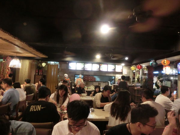 【台北 市府站美食】武鼎越豐越南麵食館 @貝大小姐的多元心宇宙