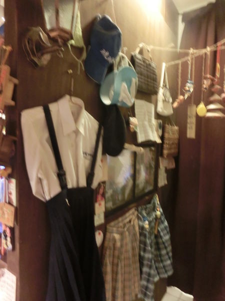 【台北 東門站】誇張古懂咖啡店 @貝大小姐的多元心宇宙