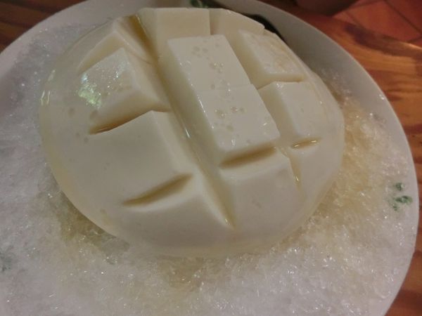 【台南 中西區甜點】懷舊小棧 五妃廟口豆腐冰 @貝大小姐的多元心宇宙