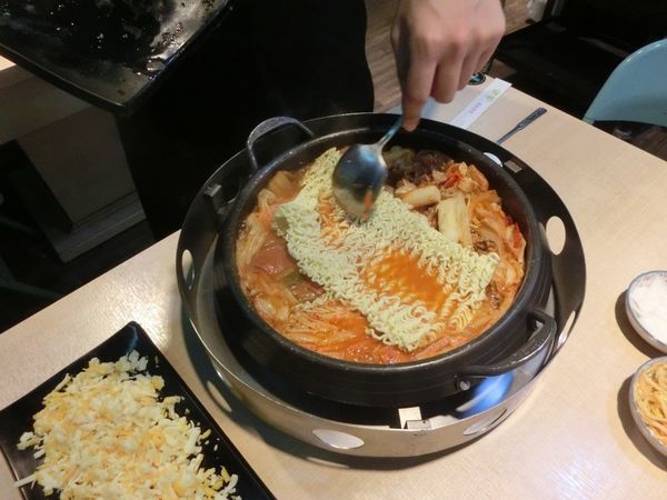 【台中 逢甲商圈美食】GangNam 首爾韓鍋 @貝大小姐的多元心宇宙
