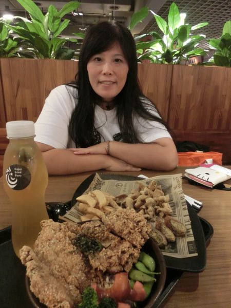 【高雄 左營區美食】炸去啃職人炸物 @貝大小姐的多元心宇宙