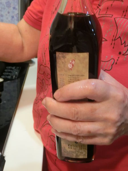 【網購美食】優墾產銷商行 古麻台灣頂級100%冷壓純黑芝麻油、古麻台灣頂級 100%冷壓純白芝麻油、海三小XO醬系列、手路麵以及手路麵線 @貝大小姐的多元心宇宙