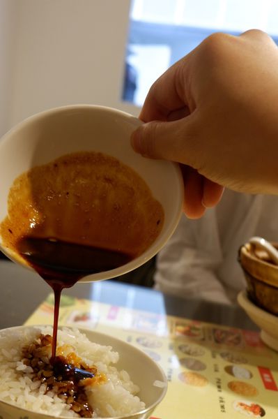 【新北 三重站美食】馬來瘋異國料理 @貝大小姐的多元心宇宙