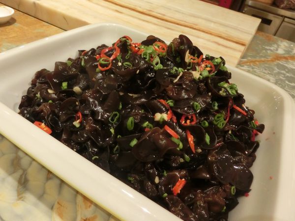 【高雄 凹子底站美食】林皇宮LV森林百匯 @貝大小姐的多元心宇宙