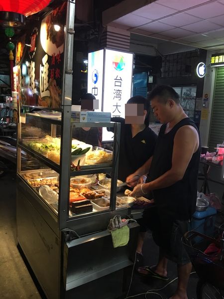 【新北 板橋裕民夜市美食】好雞匯鹹水雞 板橋四維路裕民街口 @貝大小姐的多元心宇宙