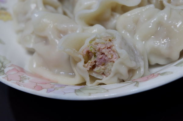 【網購宅配美食】鎮新記手工水餃 @貝大小姐的多元心宇宙