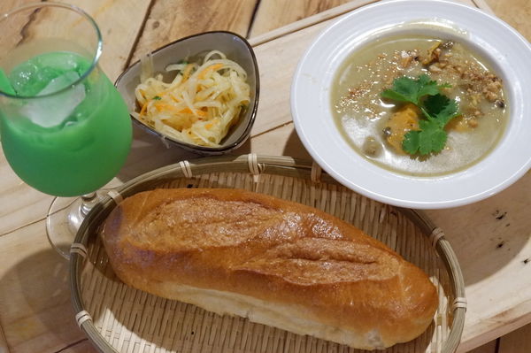 【台北 南港展覽館站美食】越太太-阿水越南料理餐廳 @貝大小姐的多元心宇宙