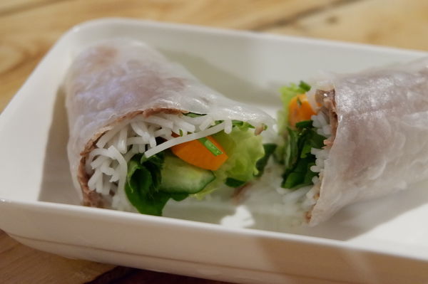 【台北 南港展覽館站美食】越太太-阿水越南料理餐廳 @貝大小姐的多元心宇宙