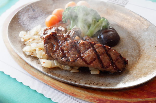 【台北 忠孝復興站美食】總督西餐廳 @貝大小姐的多元心宇宙